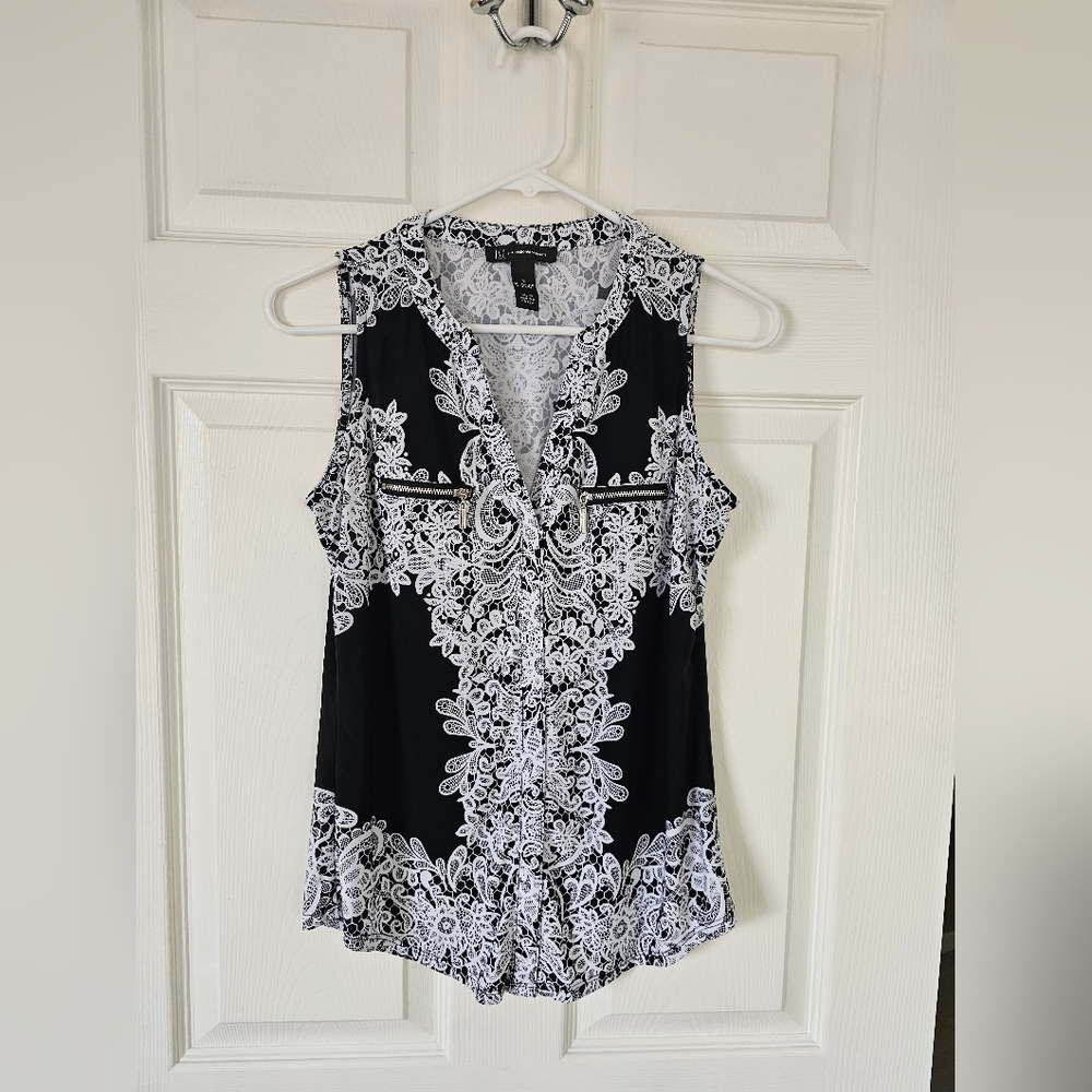 INC International Concepts lace look top in excellent used condition